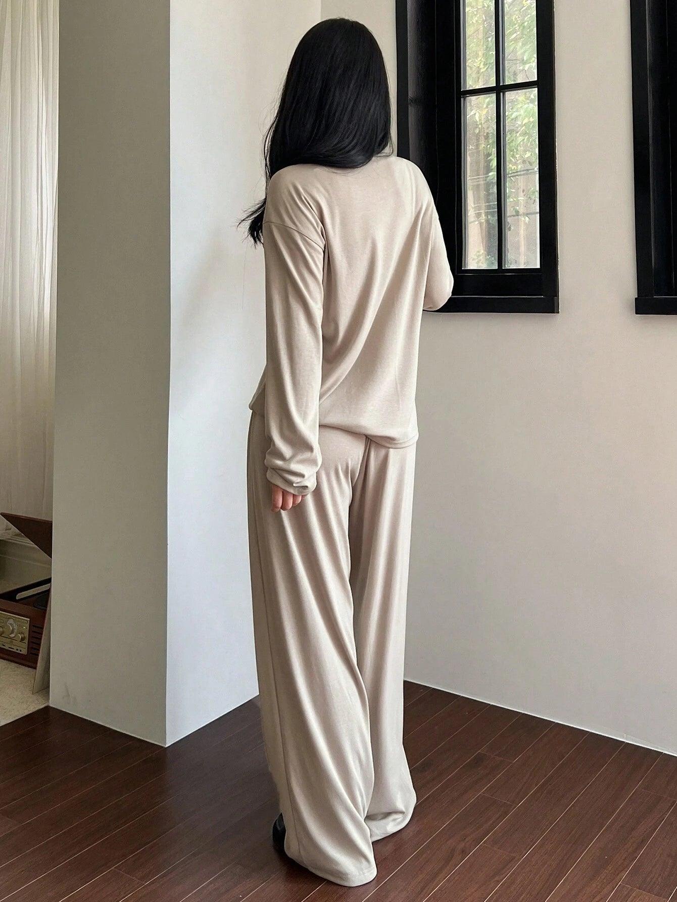 DAZY Women's Solid Color Round Neck Dolman Sleeve Top and Pants Casual Lounge Set