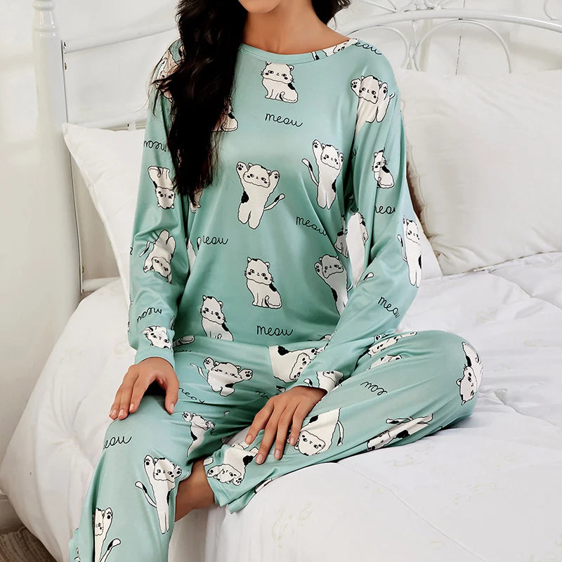 Women's Cute Pajamas Set Green Cat Print Long Sleeve Top & Pants