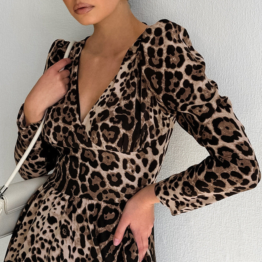 V-neck slim fit dress long sleeved