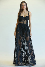 Elegant Embroidered Lace Dress - 43% Off at Rose Paulino