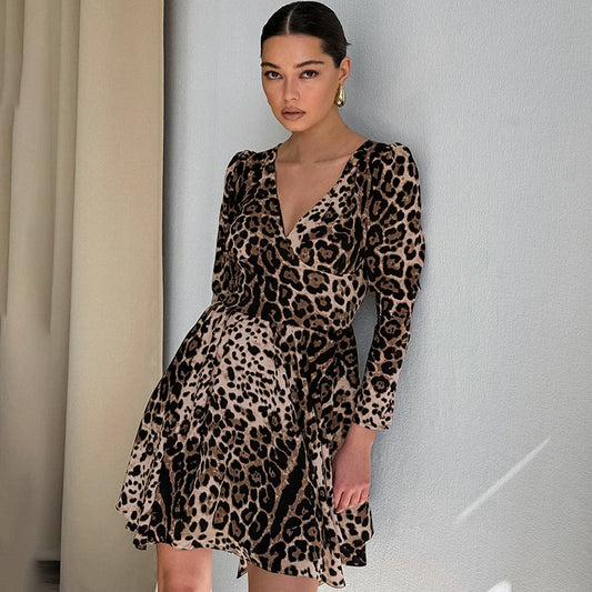 V-neck slim fit dress long sleeved